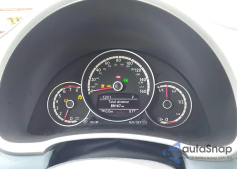 2014 Volkswagen Beetle 2.5L z USA, uszkodzony, nr VIN 3VWJP7ATXEM611639